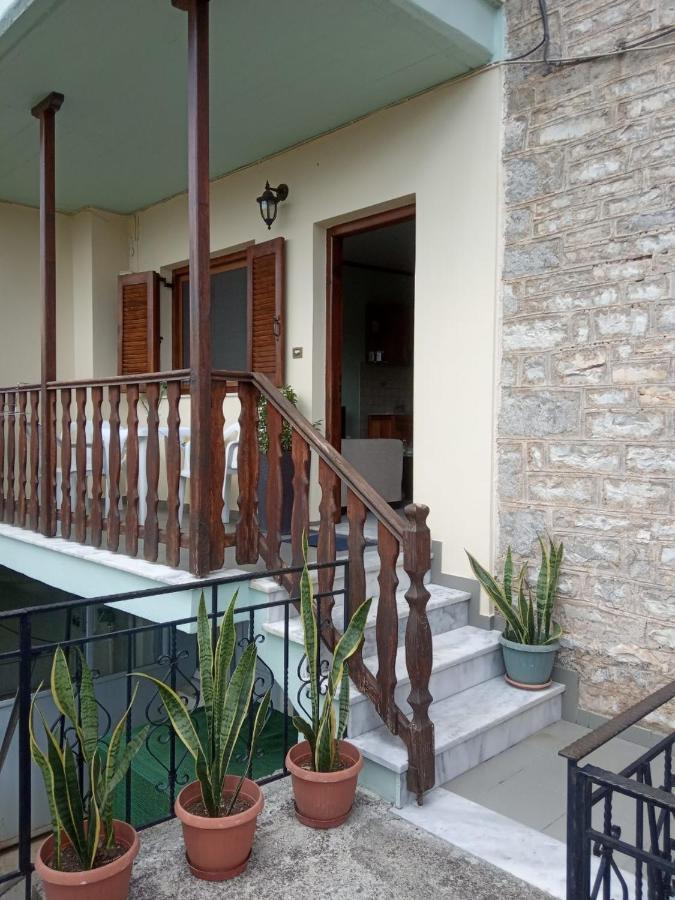 Small Town Apartment Konitsa Exterior photo